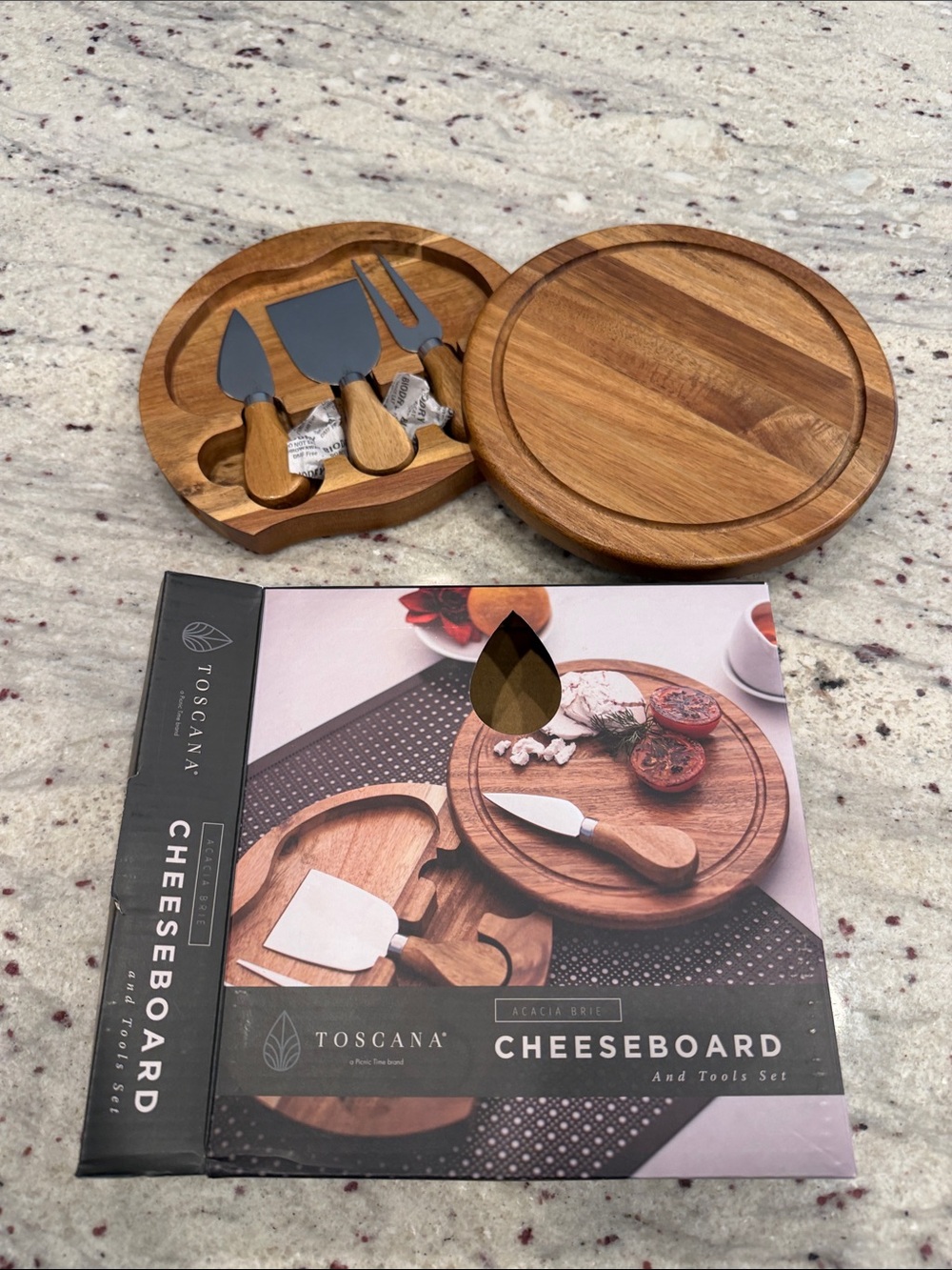 Acacia Wood Cheese Board Set in Natural Brown